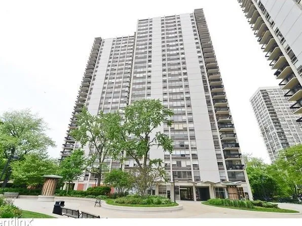 1360 N Sandburg Ter APT 2301C, Chicago, IL 60610