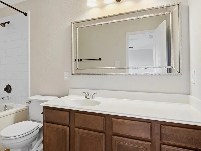 3638 Fuller Bluff Dr — Photo 16