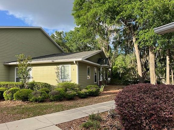 2nd image of 1563 NW 29th Rd #108