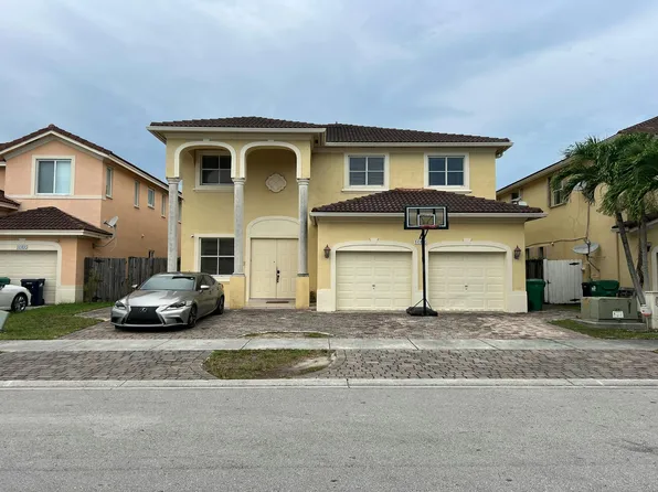 16485 SW 84th Ln, Miami, FL 33193