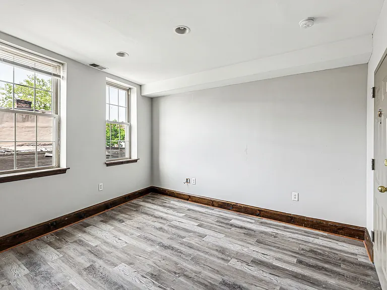 5101-21 Walnut St #A803 — Photo 10