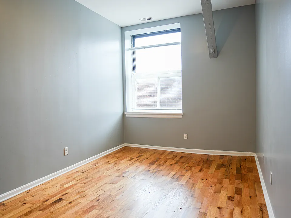 2419 Greenmount Ave #9