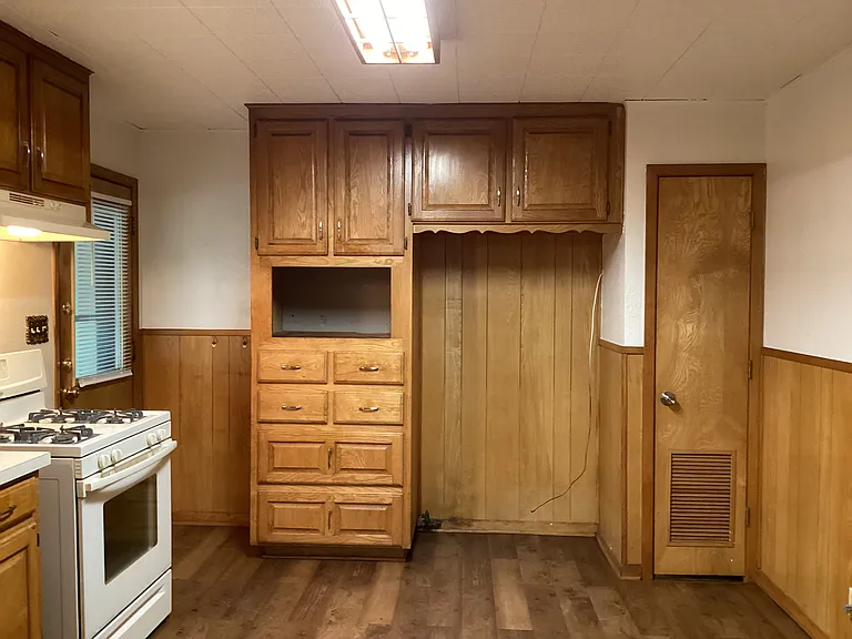 5340 Jerri Ln — Photo 2