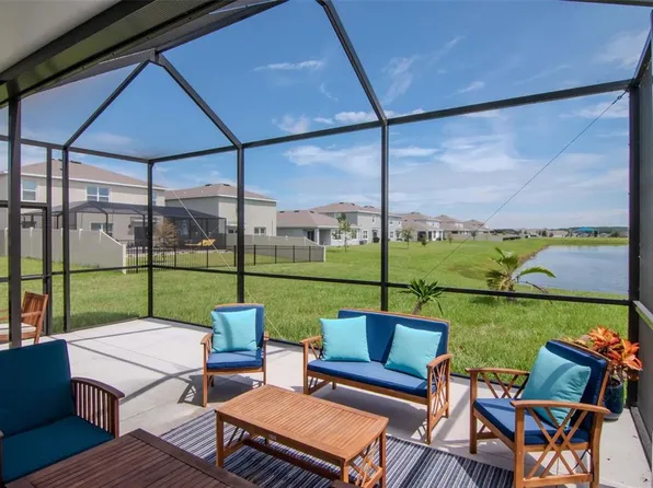 9744 Crescent Ray Dr, Wesley Chapel, FL 33545