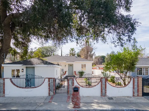 24057 Race St #A & B, Newhall, CA 91321
