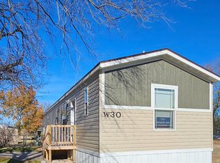 2320 E Macarthur Rd LOT W30, Wichita, KS 67216