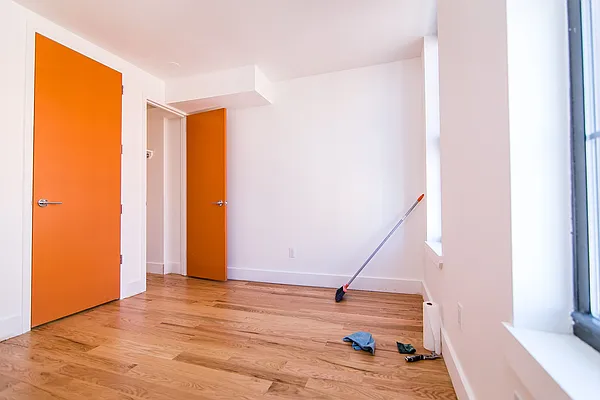 Rented by Nooklyn NYC LLC | media 34