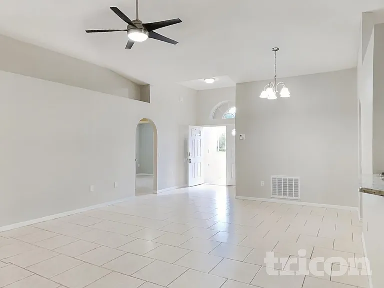 10845 Laxton St — Photo 4