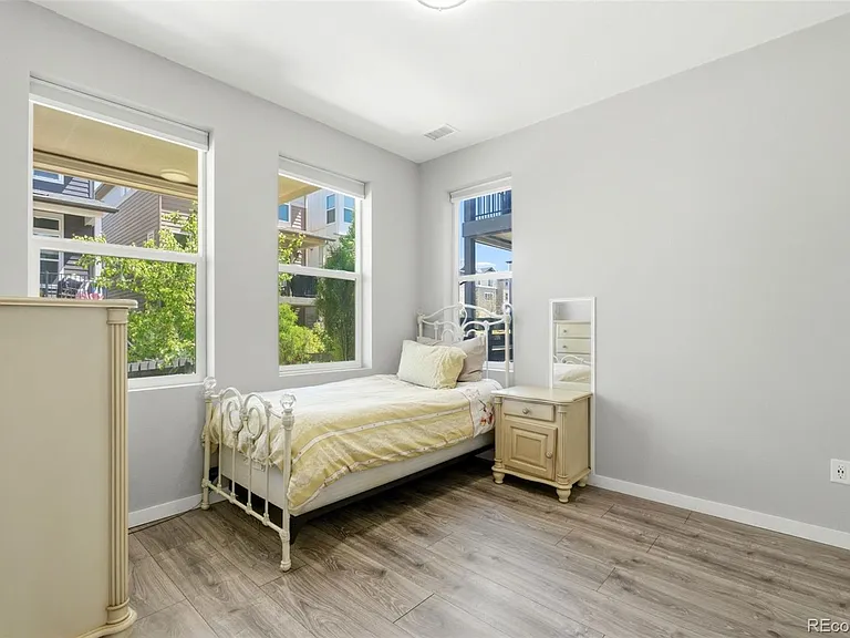8948 Delacorte St — Photo 17