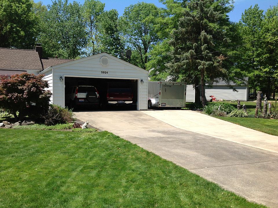 1st image of 5924 Louis Dr