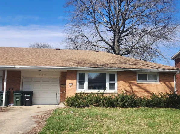 1204 1/2 Silver St #6502, Urbana, IL 61802