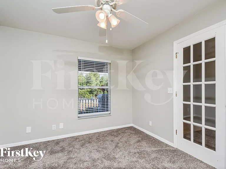 416 Jourferie Rd — Photo 12