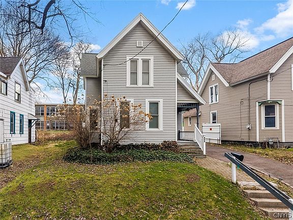 2nd image of 532 Columbus Ave