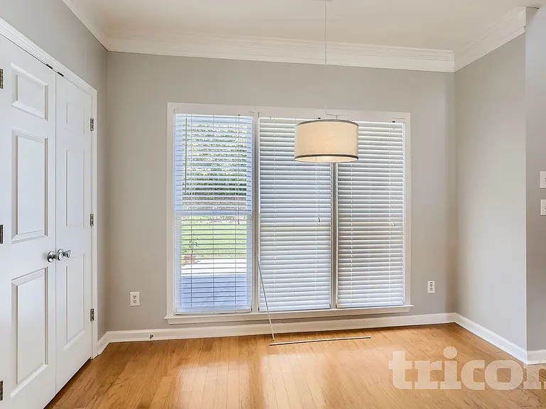 875 Cedar Creek Dr — Photo 6