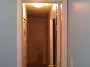 6 Sycamore Ave, Carpentersville, IL