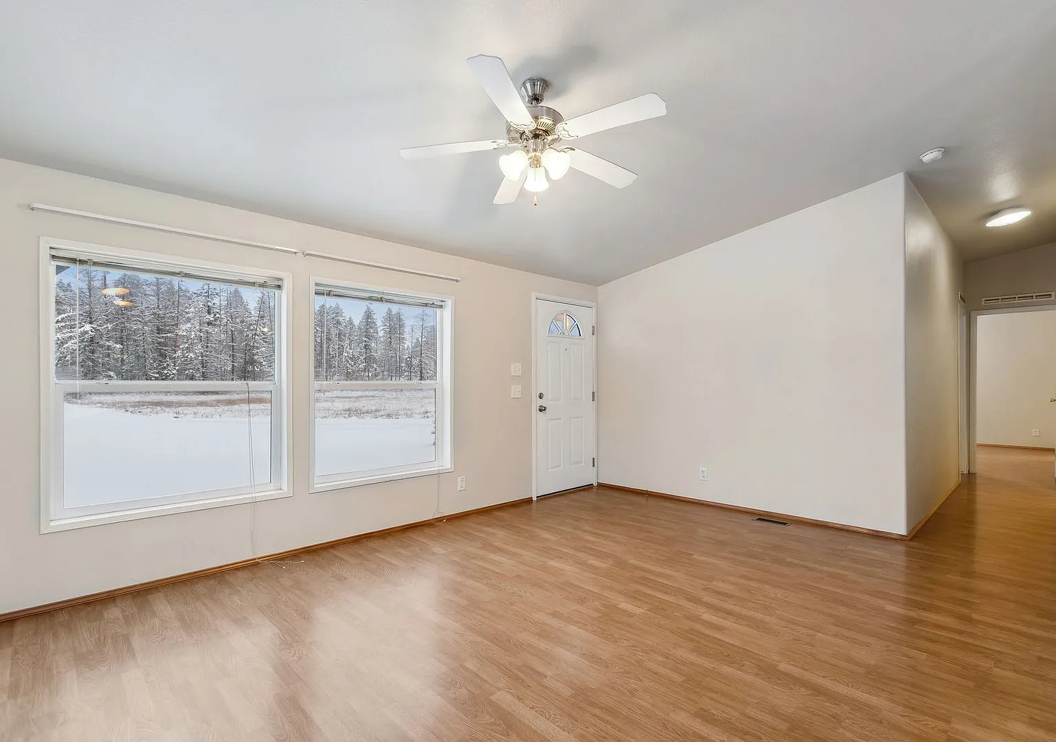 Great 2 bedroom, 2 bath, long term rental home — Photo 4