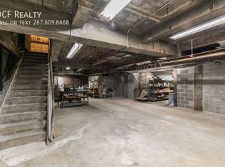 144 Laurel St, Philadelphia, PA 19123