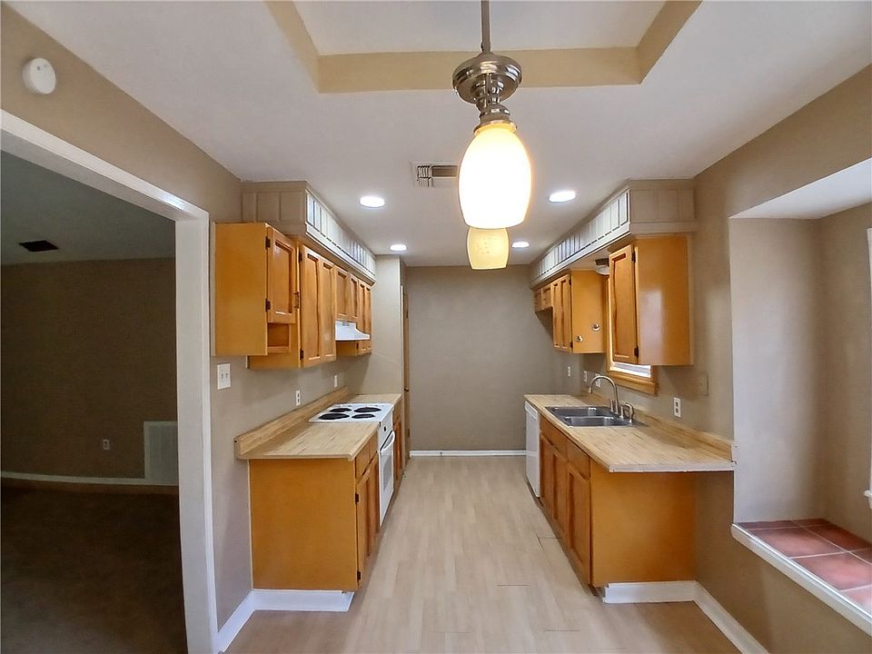 1st image of 2730 Tumbleweed Dr #2730
