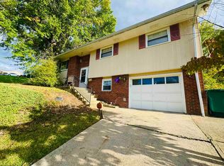 1322 Lincoln Way, Fairmont, WV 26554
