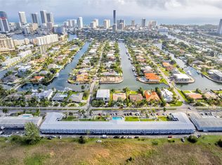 600 Layne Blvd APT 104, Hallandale Beach, FL 33009