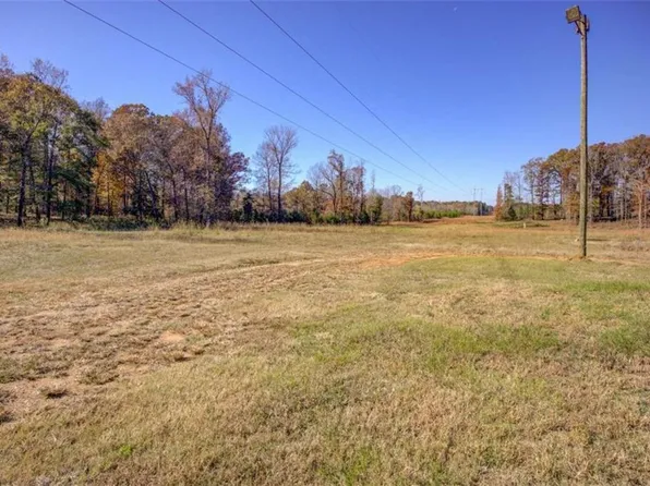 104 Beaver Dam Dr, Eatonton, GA 31024