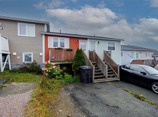 112 Farrell Dr, Mount Pearl, NL A1N3G1
