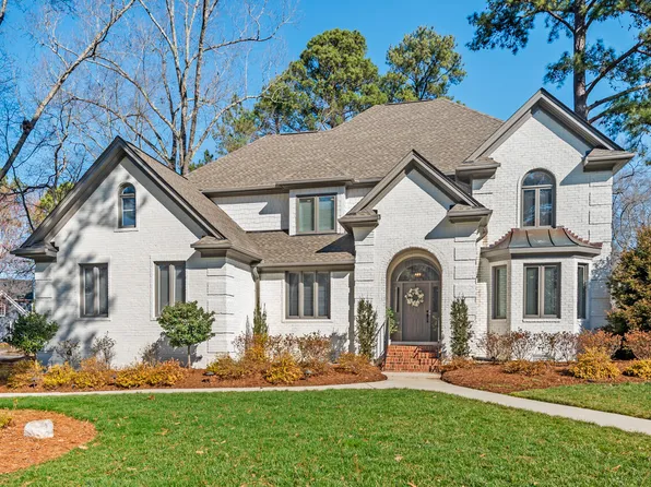 2 Worcester Pl, Durham, NC 27707