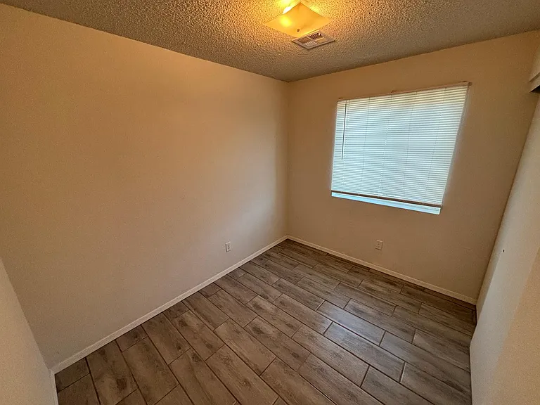 3612 S Isabel Dr — Photo 20
