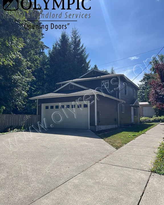 304 N 5th Ave SW