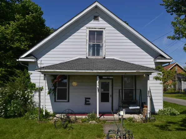 103 Kendall St, Glenwood, IN 46133