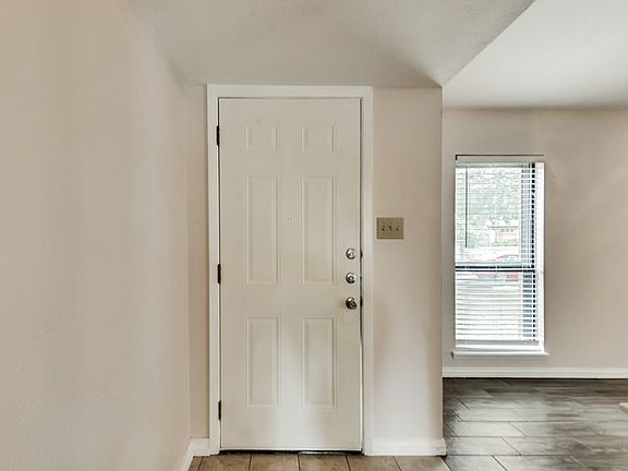2nd image of 5535 Squires Dr