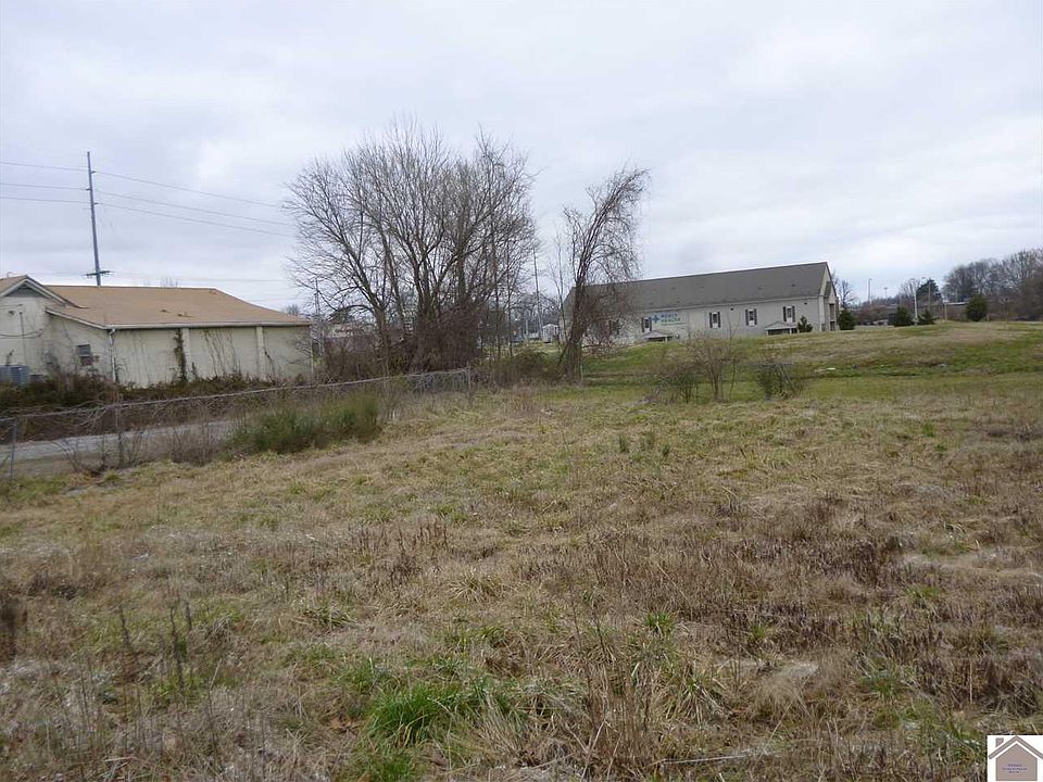 2nd image of 139 Goodman Dr