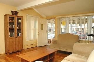 A bright an airy living room
