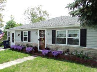 80 Gilmore St, Dracut, MA 01826