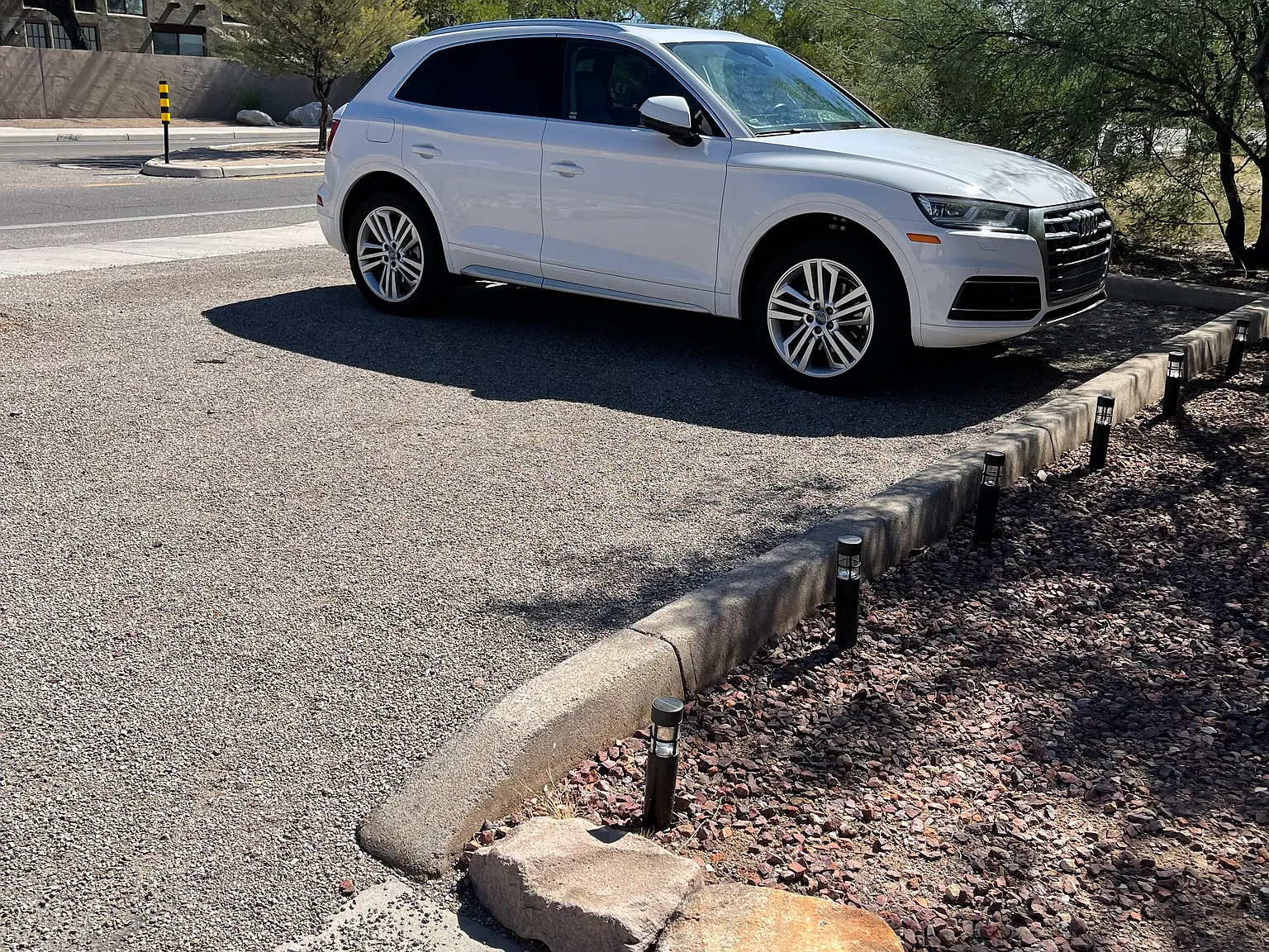 N Mountain Ave, Tucson — Photo 2