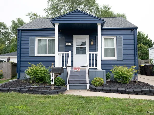 3227 Charles St, Trenton, MI 48183