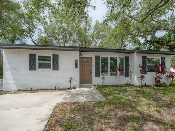 3401 W Van Buren Dr, Tampa, FL 33611