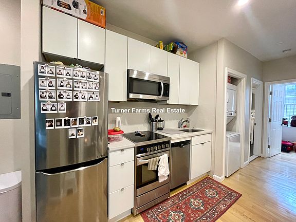 5th image of 93 Hudson St #1