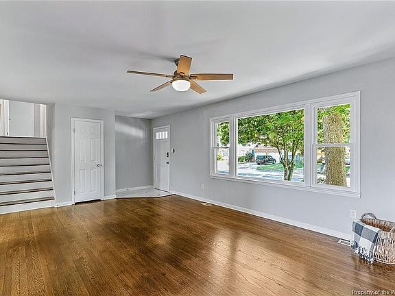 4th image of 736 Jouett Dr