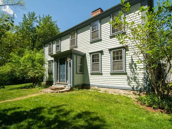 2 Wildcat Ln, Norwell, MA 02061