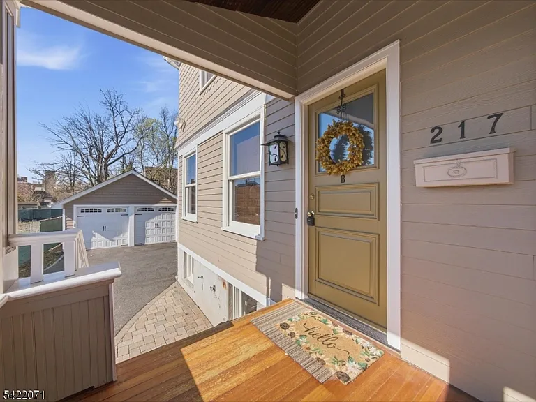 217 Prospect St #B — Photo 3