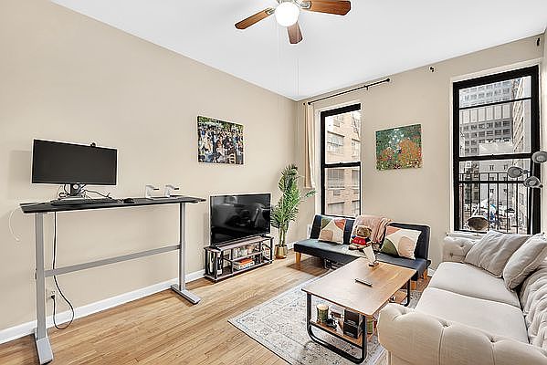 1st image of 665 Lexington Ave APT D