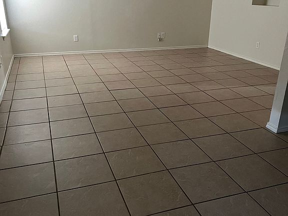 2nd image of 3932 Bourbon St APT 4