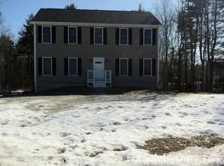 17 Keiths Cir, Swansea, MA 02777