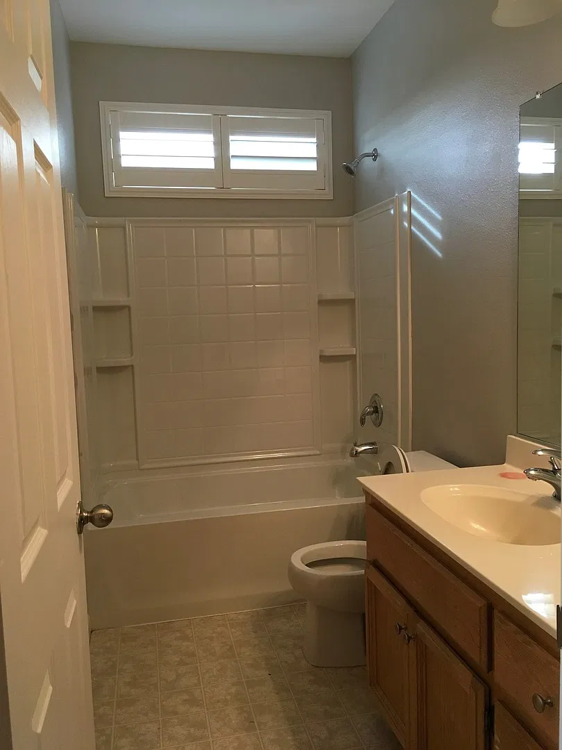 3Br, 2.5Ba Located in Elk Grove! — Photo 4