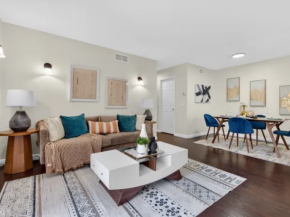 28500 Via Princesa APT D, Murrieta, CA 92563