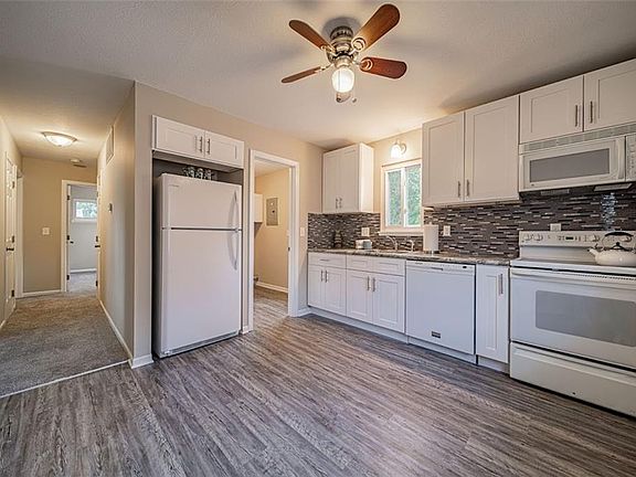 4th image of 50 Wrenwood Dr