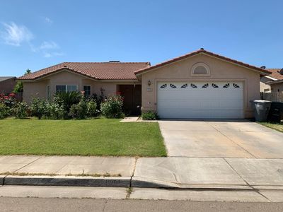 1274 La Jolla Way, Madera, CA, 93638