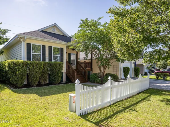 33 Kings Ct, Hilton Head Island, SC 29926