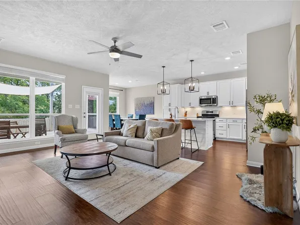 4105 Gregg Ct, College Station, TX 77845